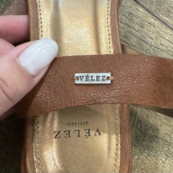 Velez Genuine Leather Strappy Sandals V - Picture 3 of 5